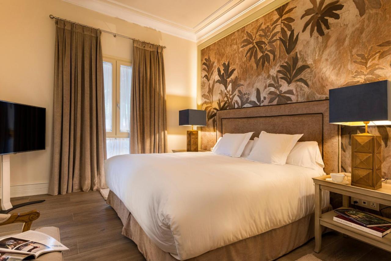 Casa De Triana Luxury Suites By Casa Del Poeta Севилья Экстерьер фото