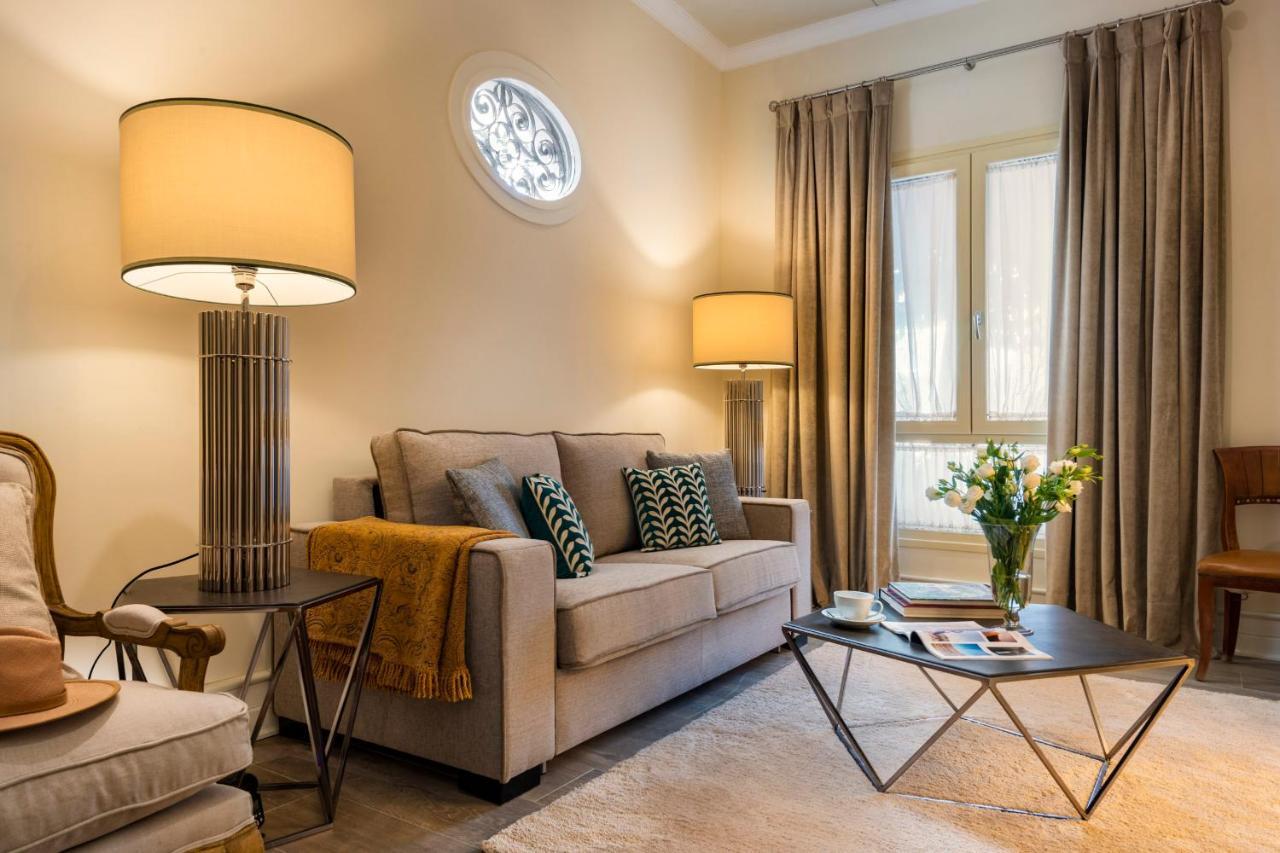 Casa De Triana Luxury Suites By Casa Del Poeta Севилья Экстерьер фото