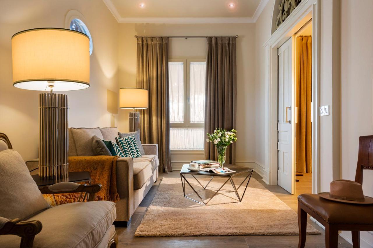 Casa De Triana Luxury Suites By Casa Del Poeta Севилья Экстерьер фото