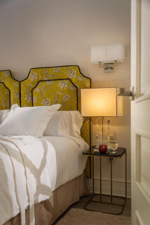 Casa De Triana Luxury Suites By Casa Del Poeta Севилья Экстерьер фото