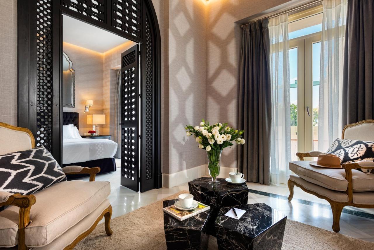Casa De Triana Luxury Suites By Casa Del Poeta Севилья Экстерьер фото