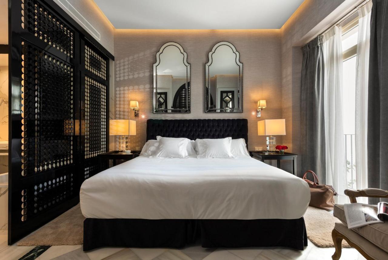 Casa De Triana Luxury Suites By Casa Del Poeta Севилья Экстерьер фото