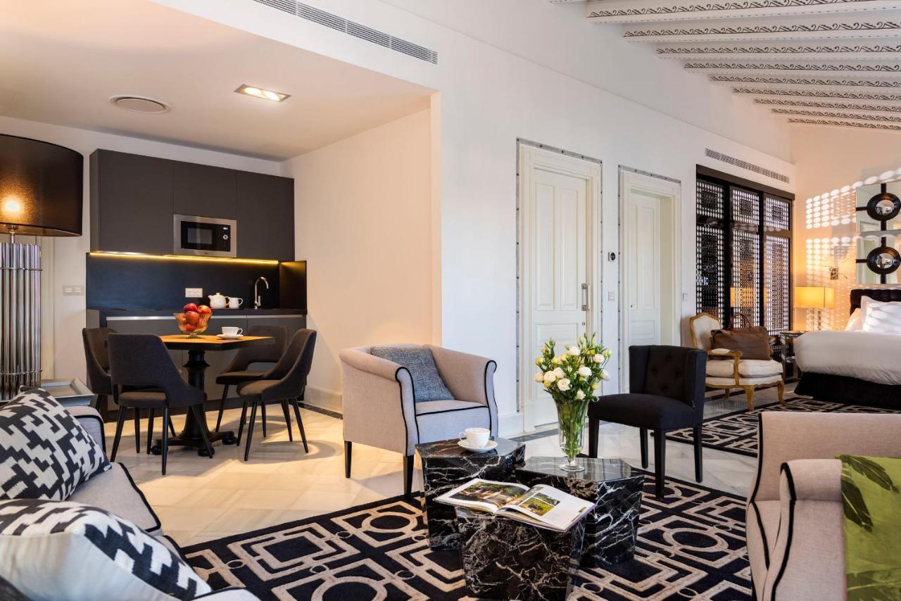 Casa De Triana Luxury Suites By Casa Del Poeta Севилья Экстерьер фото