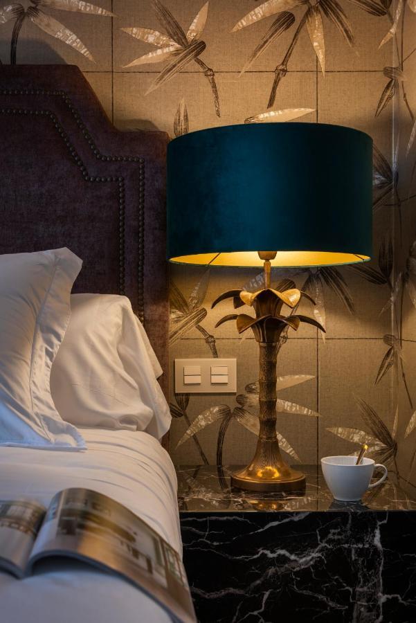 Casa De Triana Luxury Suites By Casa Del Poeta Севилья Экстерьер фото
