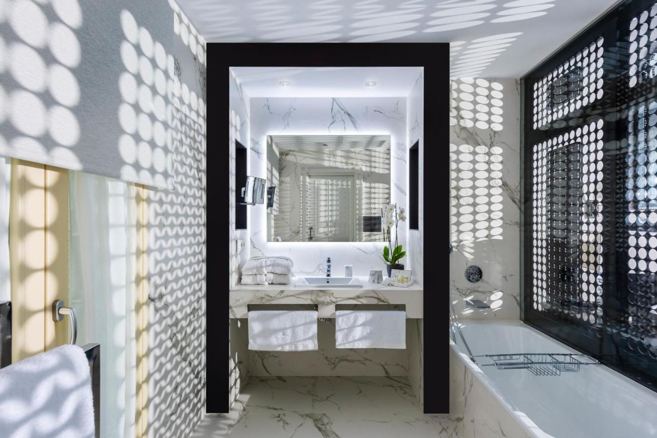 Casa De Triana Luxury Suites By Casa Del Poeta Севилья Экстерьер фото