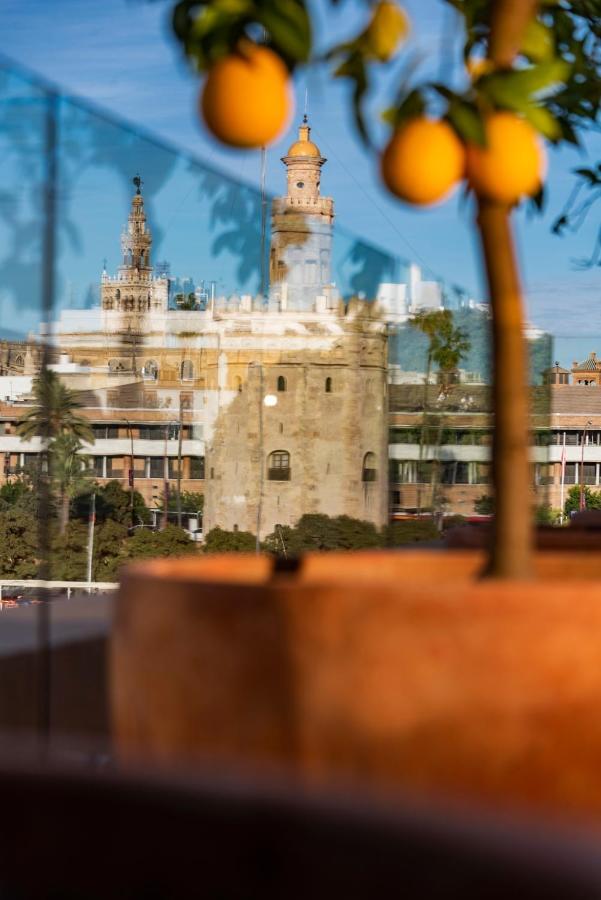 Casa De Triana Luxury Suites By Casa Del Poeta Севилья Экстерьер фото
